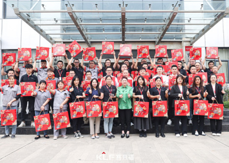 心系员工 情暖中秋 | 365WMSPORTS家居给全体员工派发中秋福利